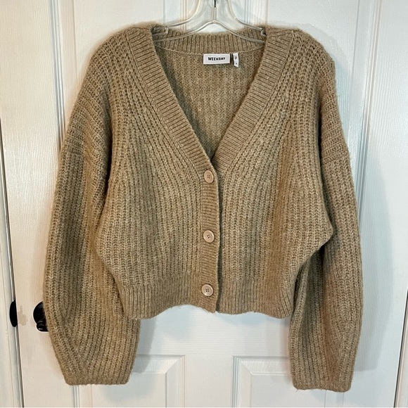 Weekday Hilevi Willow Tan Women's Sweater Cardigan S Balloon Sleeve Oversized - Picture 2 of 14